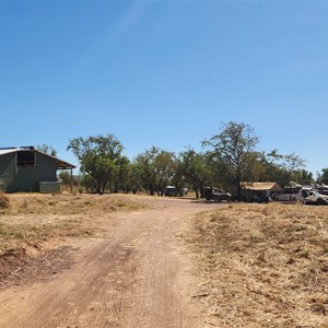 Home Valley Station River Camp