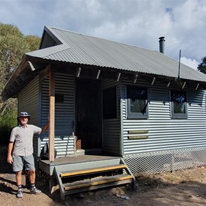 Michelle (Refuge) Hut (1967-2003 2005-)