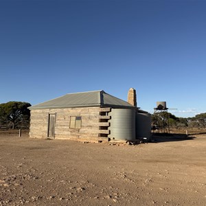 Koonalda Homestead