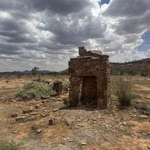 Ruin: Youngoona Hut Ruin