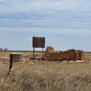 Ruin: Ceduna Hut