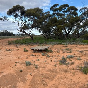 Henschke Track Camping Grounds