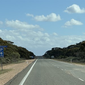 Moodini Bluff Rest Area (24 hr)
