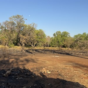 Dingo Creek Lagoon Campsite