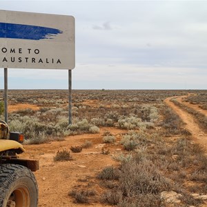 Sa/Wa Border On The Trans Access Road