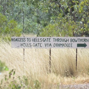 Sign 20 km east of Bowthorn