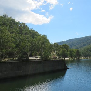 Talbingo Reservoir at the ramp