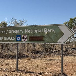 Yarralin Access Rd