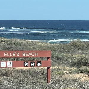 Elles Beach Camp