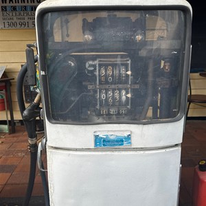 Ubobo General store & Fuel