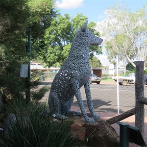 Dingo sculpture