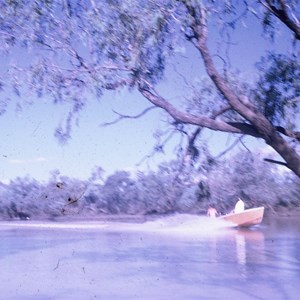watersking on the Paroo 1968