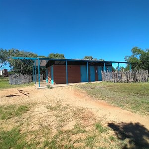 Lombadina Camping & Cabins
