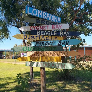 Lombadina Camping & Cabins