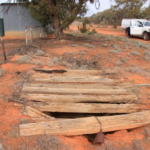 Covered well at Yerda Station