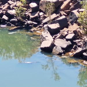 Rest Stop – Gibb River Road (Bindoola Falls)