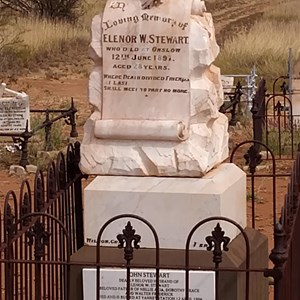 Old Onslow Pioneer Cemetery
