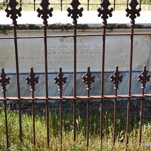 Bruces Grave