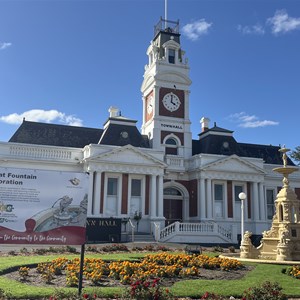 Town Hall & Fountain
