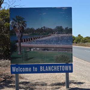 Blanchetown