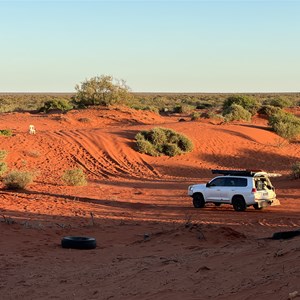 Sunset Hill, Bullara Station