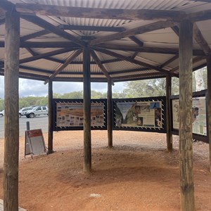 Simpson Gap Information Shelter