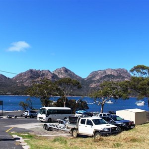 View over Honeymoon Bay to Freycinet National Park