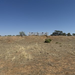 Graves of Gagnes Hasted & Snowy Fraser