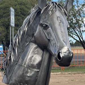 Sculptures Outback