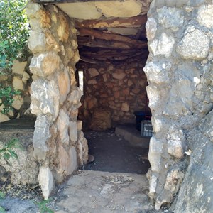 Mimbi Caves
