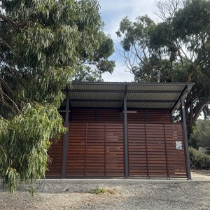 Waratah Parking & Toilets