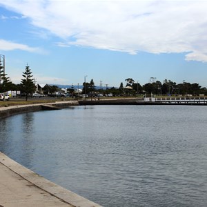 Port Albert provides extensive visitor facilities.