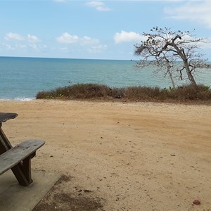 Ayton Beach picnic area