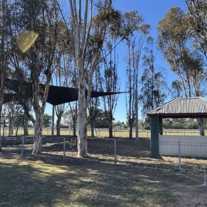 Caragabal Park (Toilets)