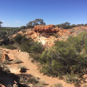 Unknown Gorge & Ochre Cliffs