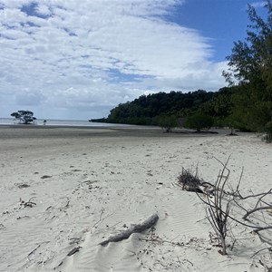 Cowrie Beach access