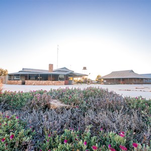 Hamelin Outback Station Stay