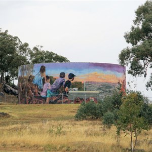 Cowra Water tower Art