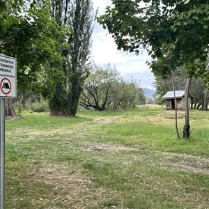 Kergunyah stream side reserve