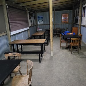 Discovery Lagoon Caravan and Camping Grounds