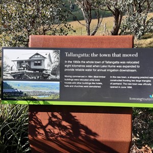Tallangatta lookout