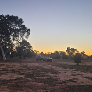 Railway Tavern RV Free Camp