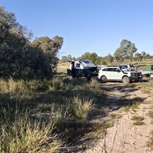 Cluny free roadside camp