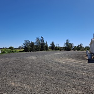 Hebel Pub Camping