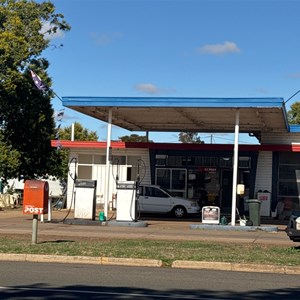 Servo & Post Office
