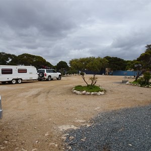 Eucla Road house Camping caravan area