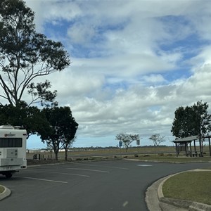 Hinkler Lions Tourist Park