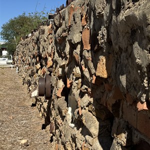 Arno’s Wall