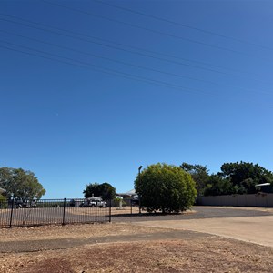 Karumba Lodge Hotel Caravan Park