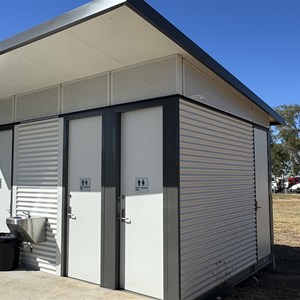 Shower & Toilets